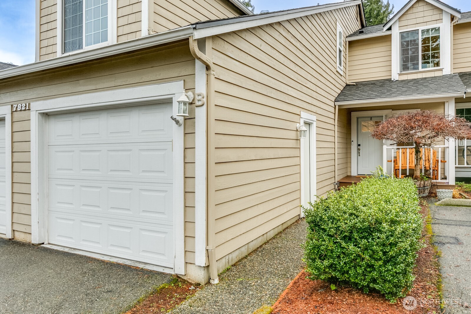 7821 196th Street SW #B, Edmonds, WA 98026