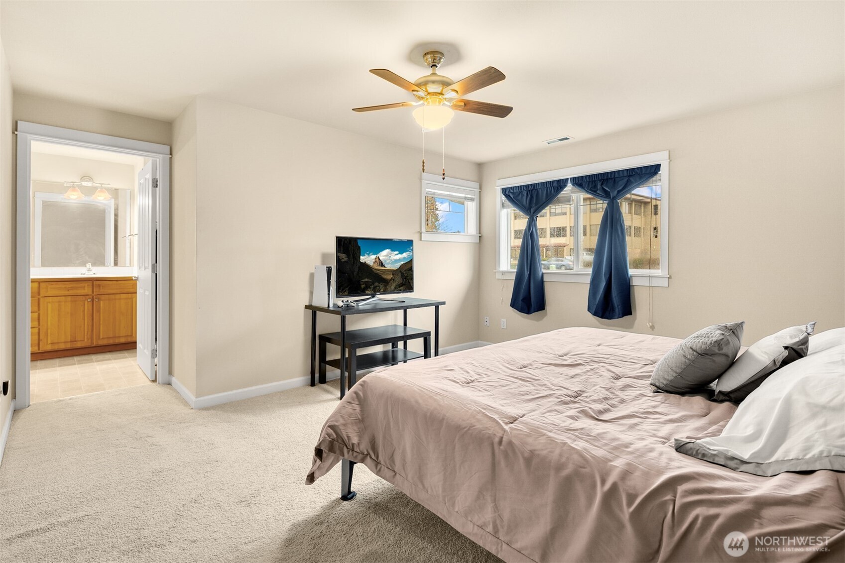 10700 SE 260th Street #E103, Kent, WA 98030