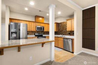 10700 SE 260th Street #E103, Kent, WA 98030 - Photo 20