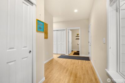 10700 SE 260th Street #E103, Kent, WA 98030 - Photo 2