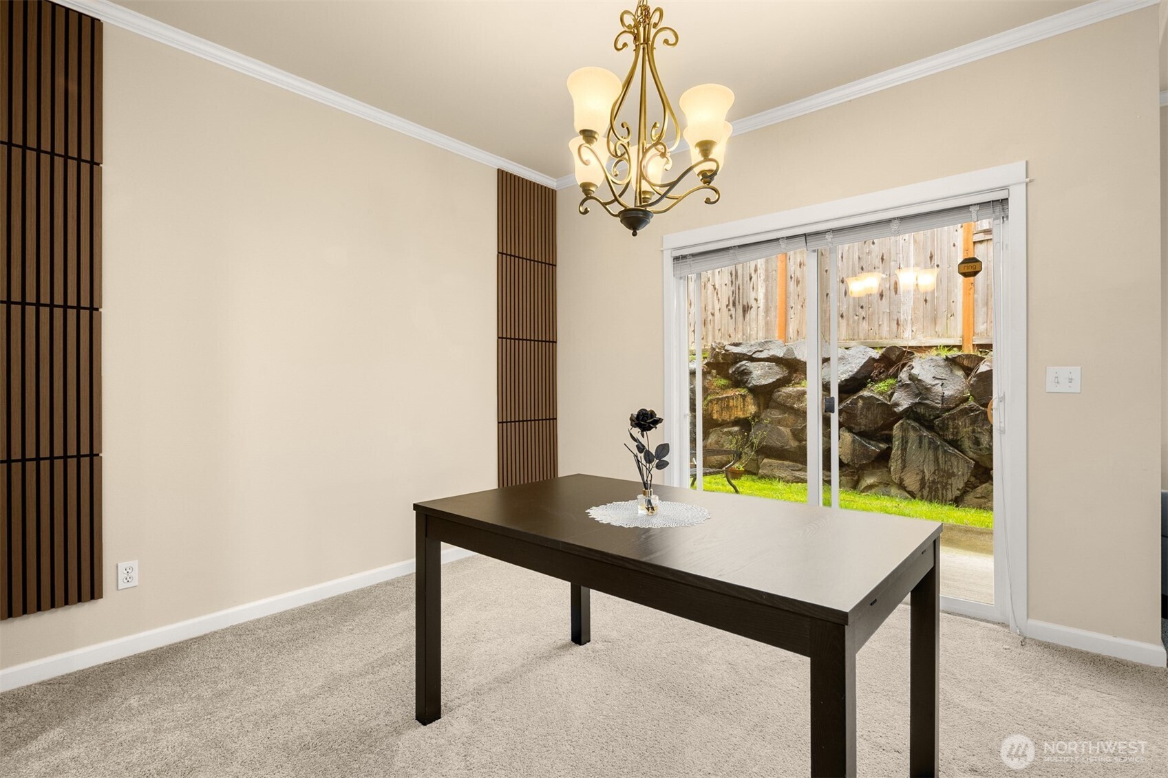 10700 SE 260th Street #E103, Kent, WA 98030