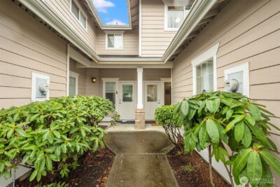 10700 SE 260th Street #E103, Kent, WA 98030 - Photo 32