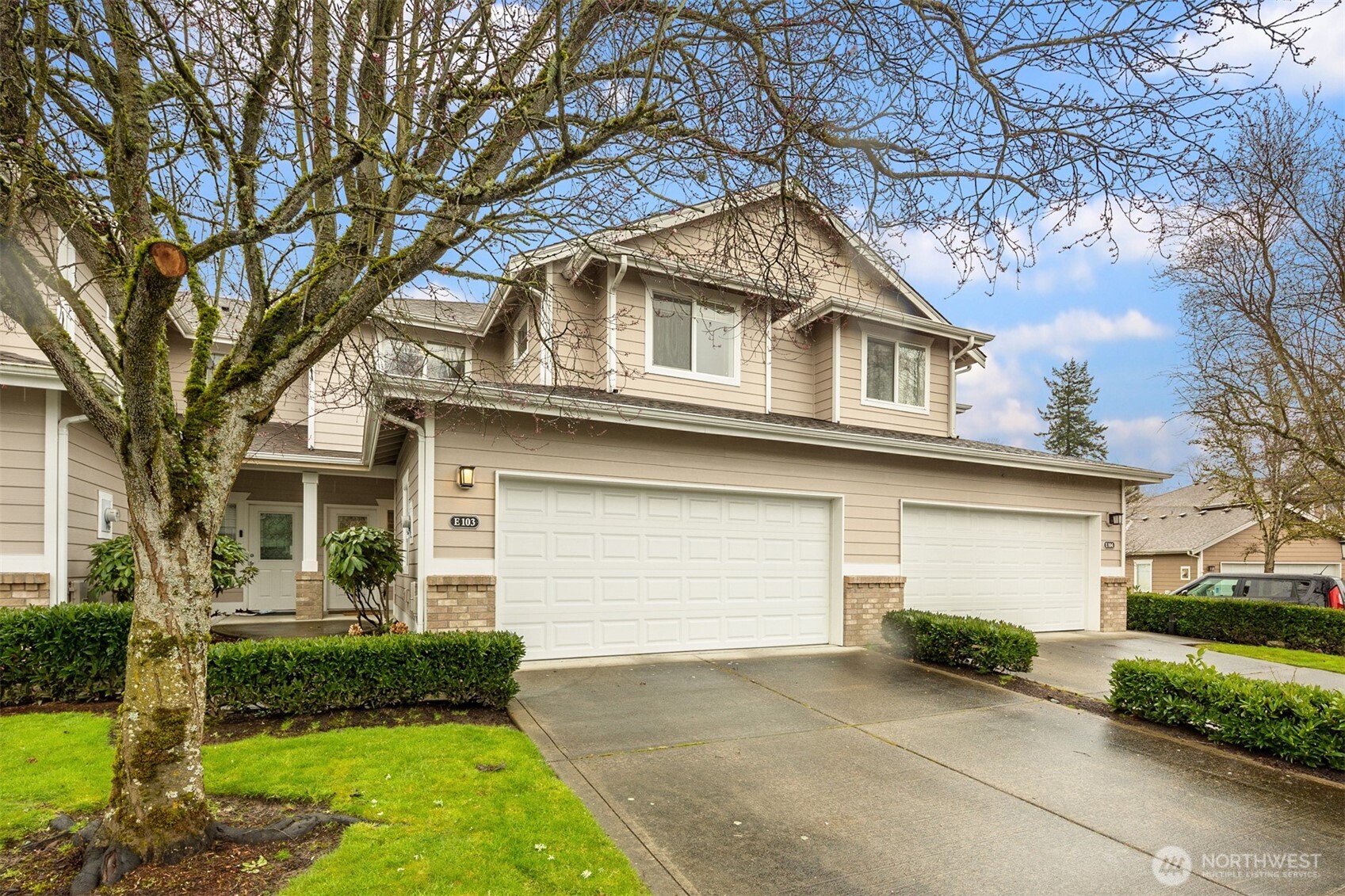 10700 SE 260th Street #E103, Kent, WA 98030