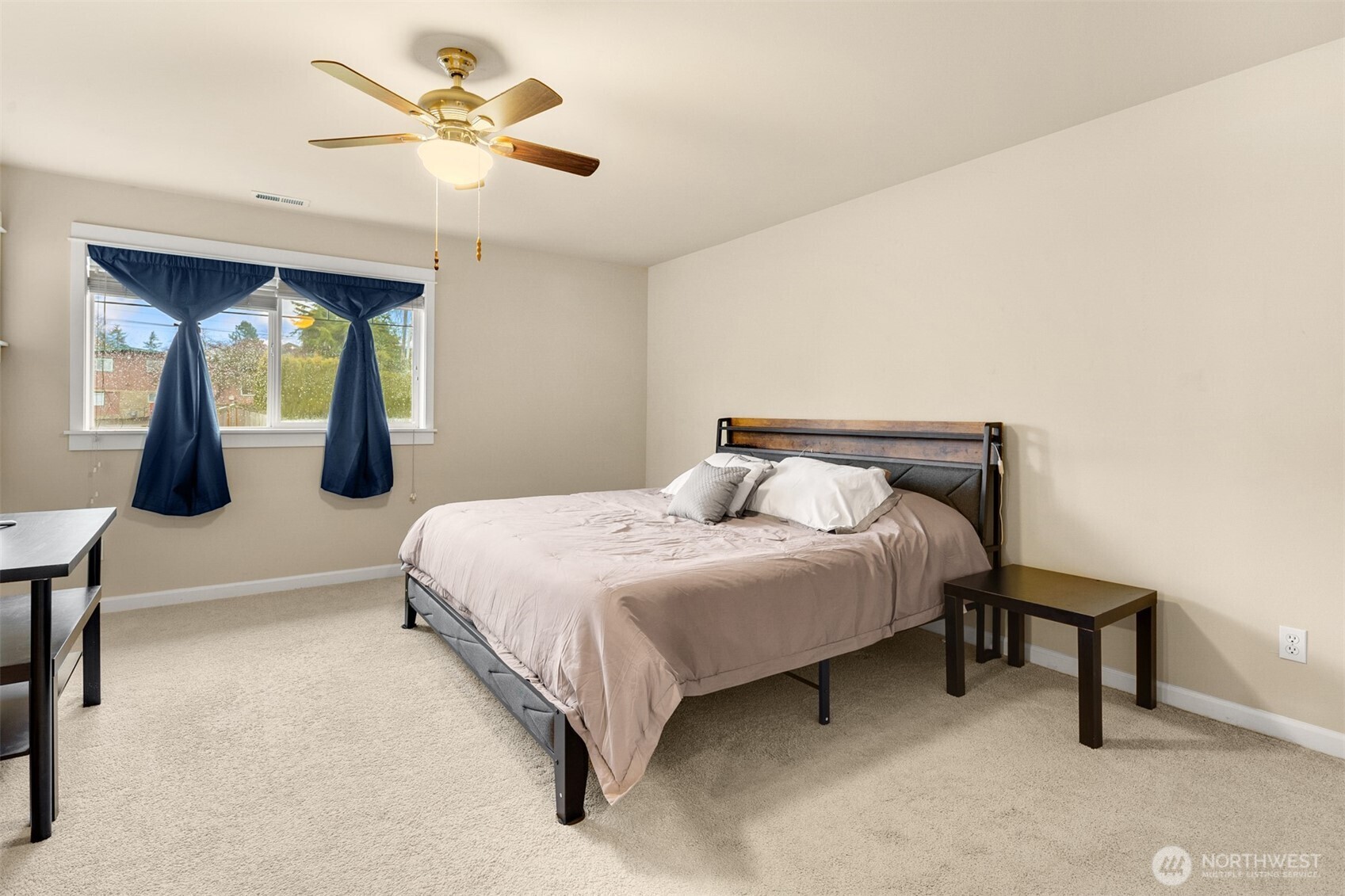 10700 SE 260th Street #E103, Kent, WA 98030