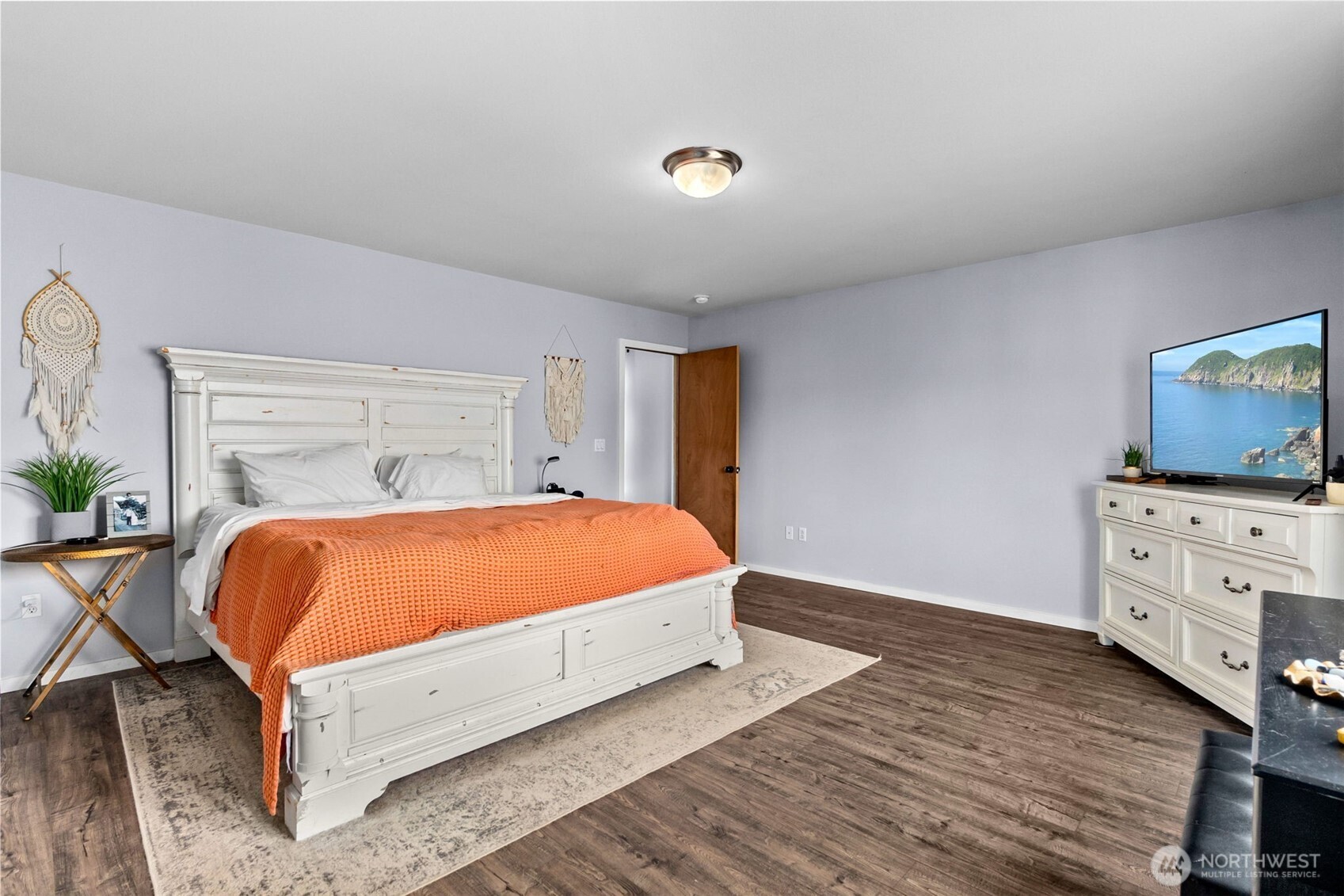 10003 Tahoma Court , Yelm, WA 98597