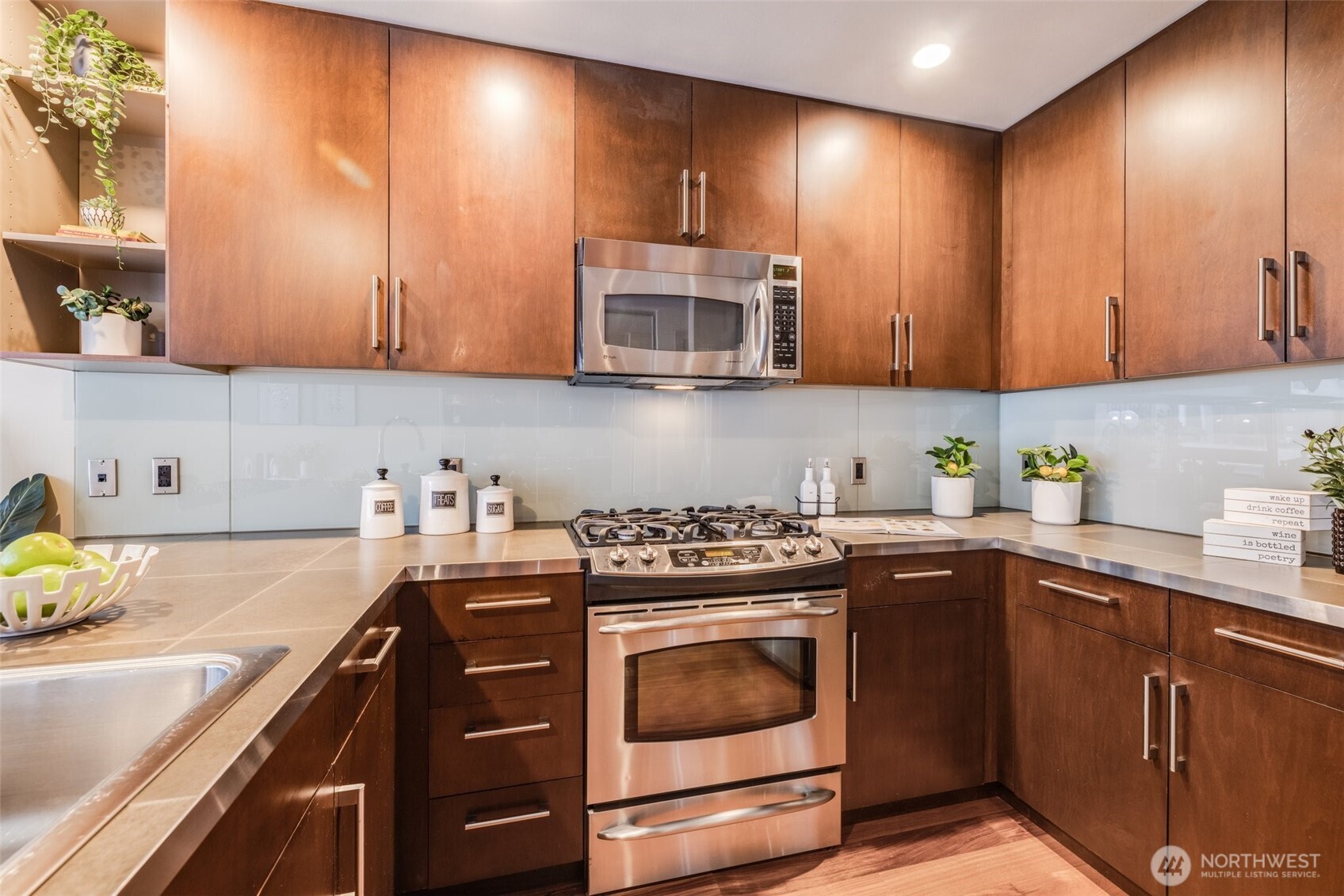 900 Lenora Street #W402, Seattle, WA 98121