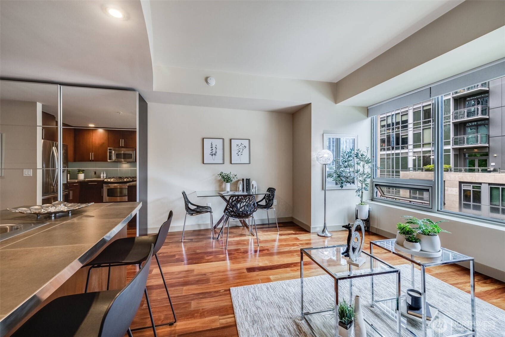 900 Lenora Street #W402, Seattle, WA 98121