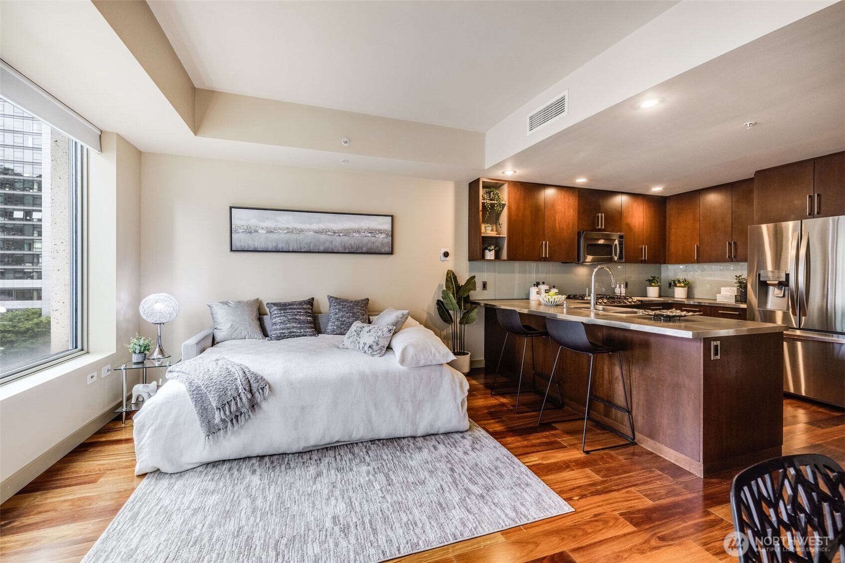 900 Lenora Street #W402, Seattle, WA 98121