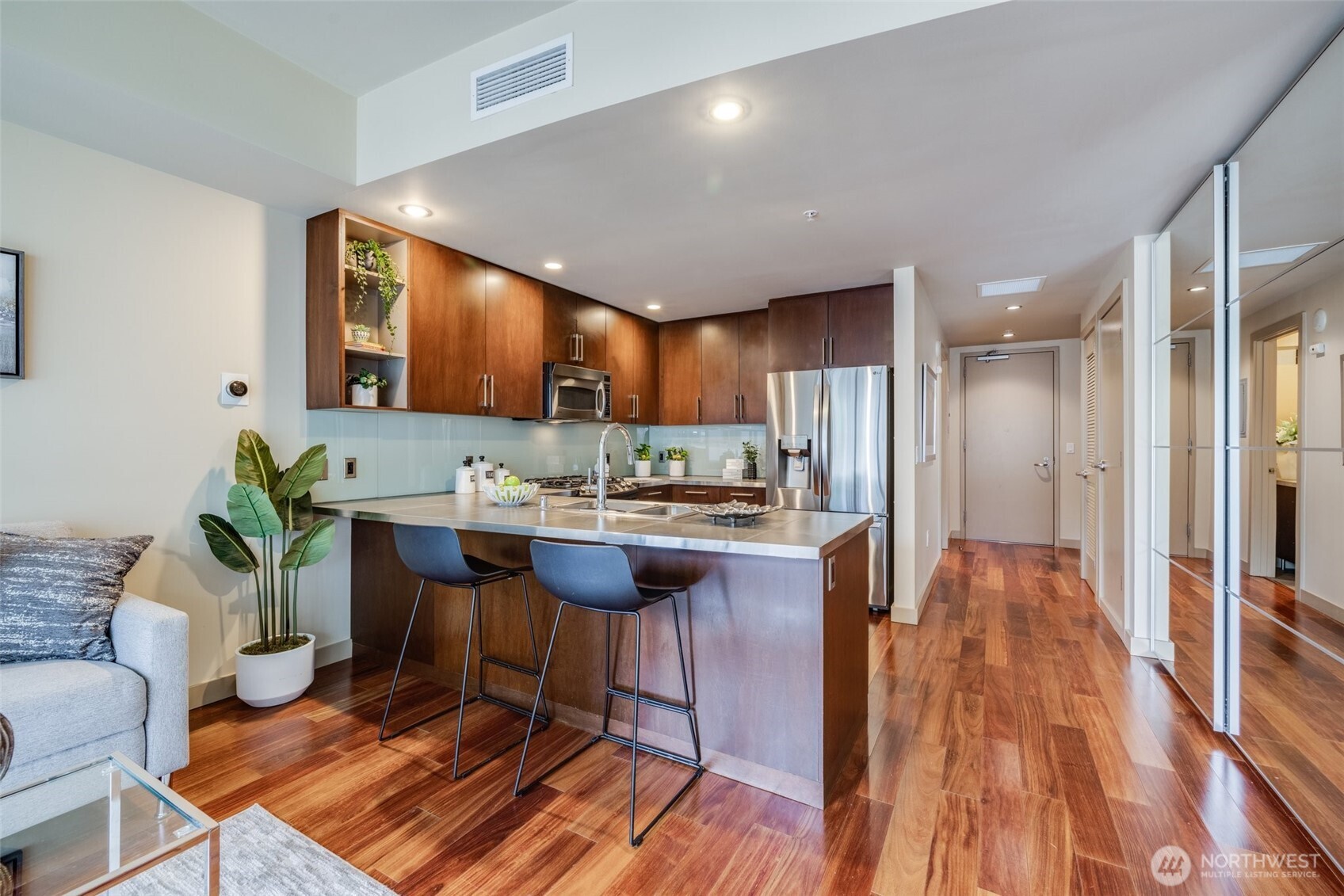 900 Lenora Street #W402, Seattle, WA 98121