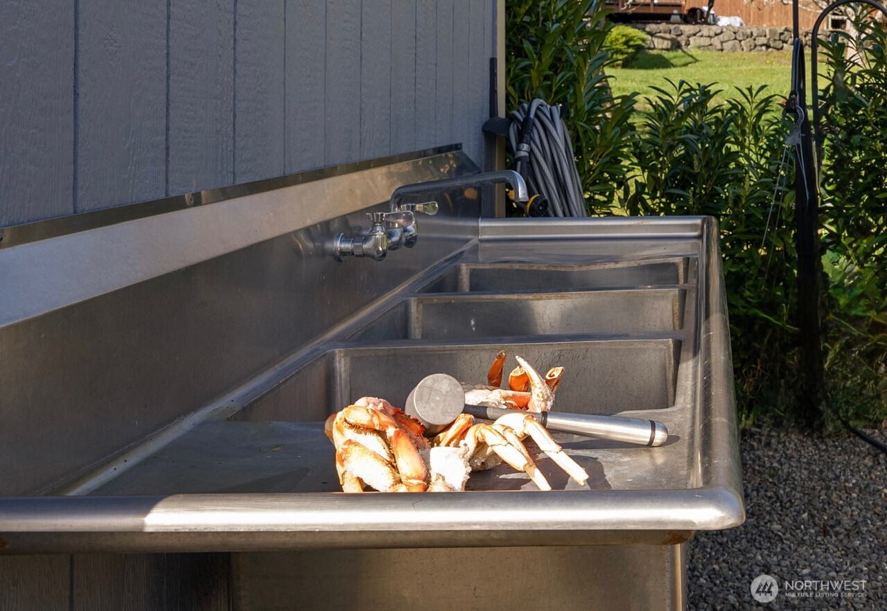 601 Shine Road , Port Ludlow, WA 98365