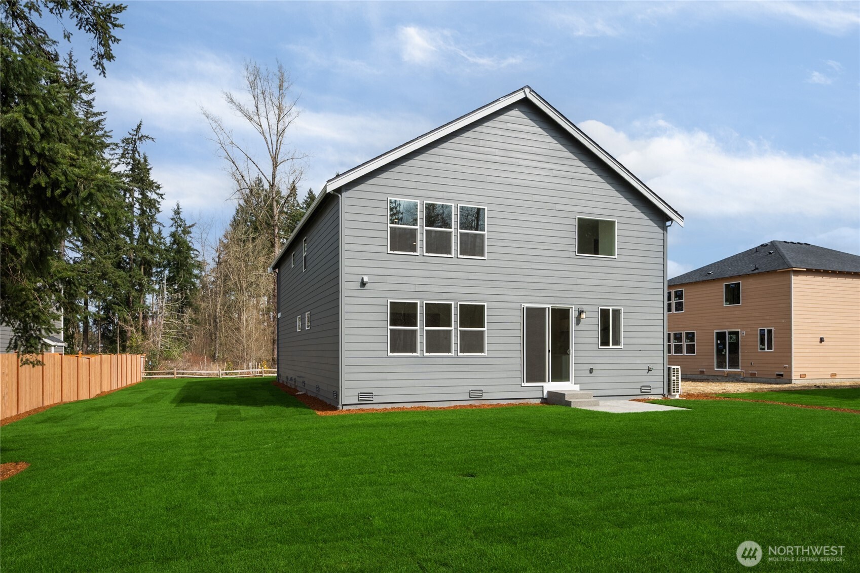 14756 56th Avenue Ct E #11, Puyallup, WA 98375