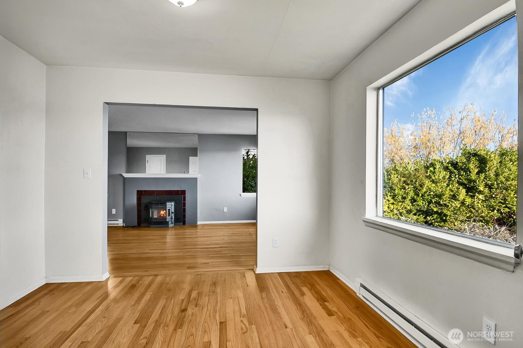 10742 Lakeside Avenue NE, Seattle, WA 98125