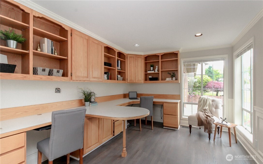 558 SW 333rd Court , Federal Way, WA 98023