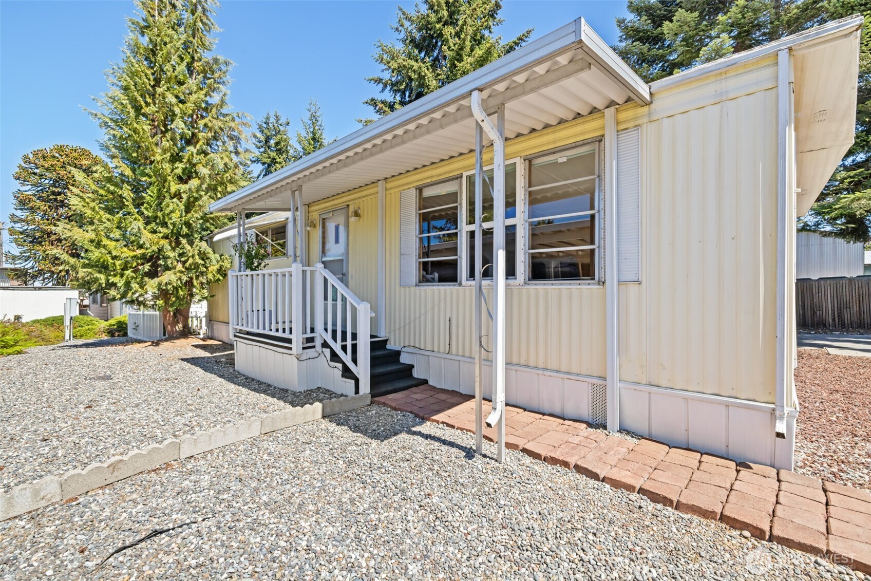 921 S 3rd Avenue #20, Sequim, WA 98382