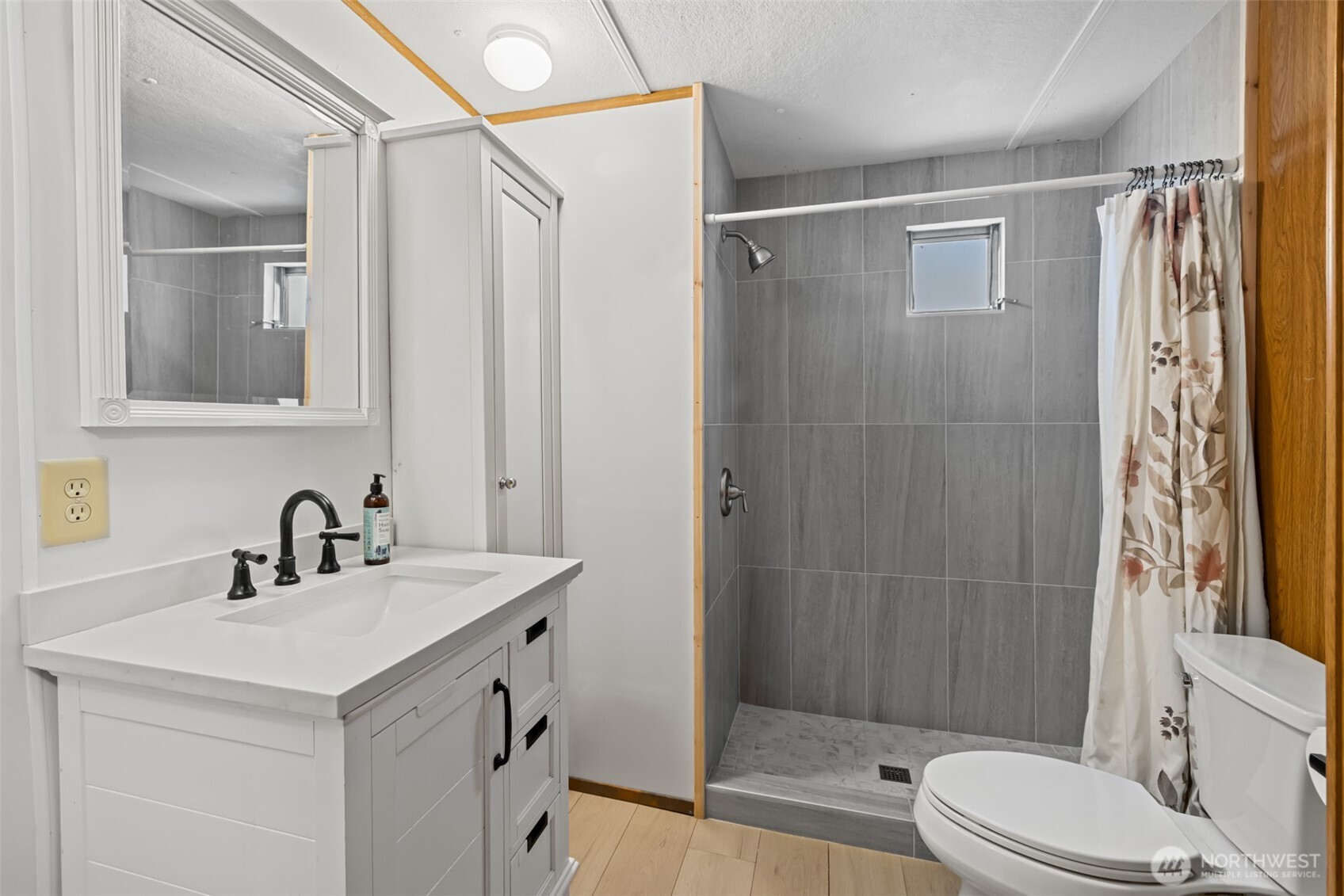 921 S 3rd Avenue #20, Sequim, WA 98382