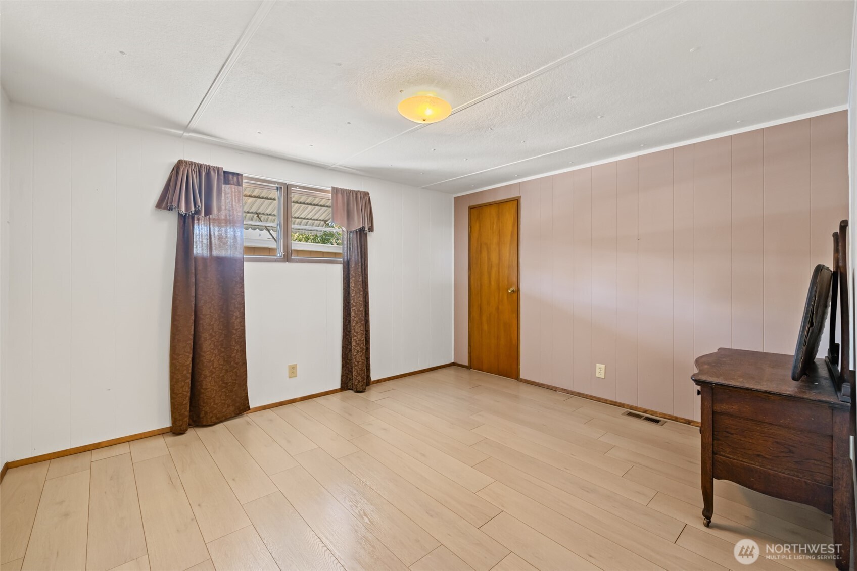 921 S 3rd Avenue #20, Sequim, WA 98382