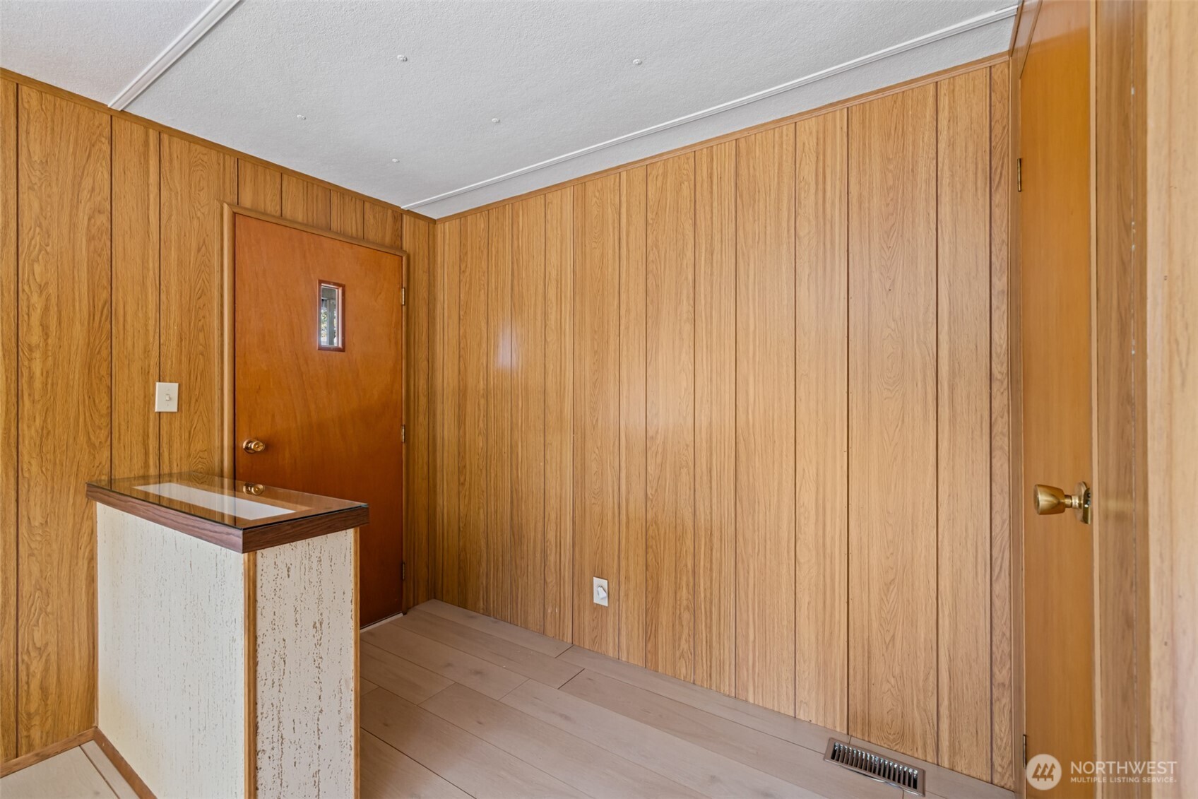 921 S 3rd Avenue #20, Sequim, WA 98382