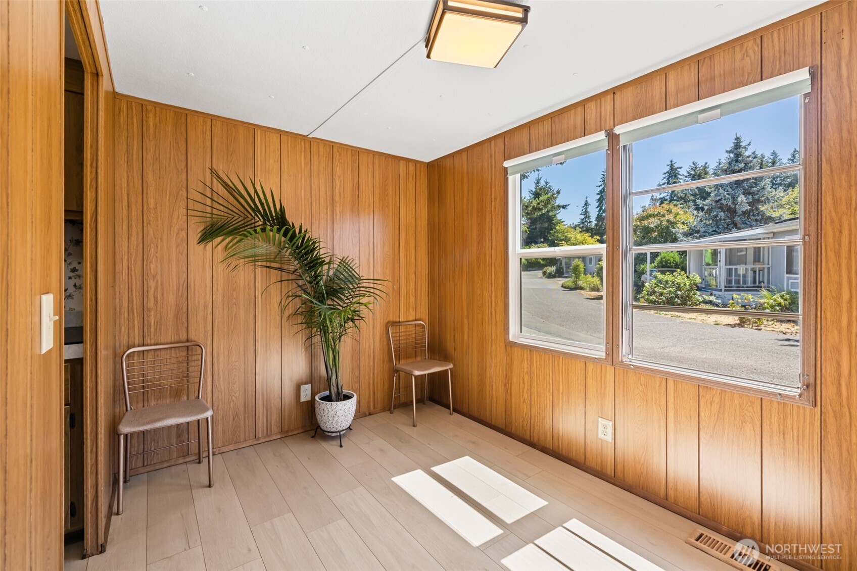 921 S 3rd Avenue #20, Sequim, WA 98382