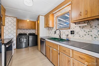 921 S 3rd Avenue #20, Sequim, WA 98382 - Photo 34