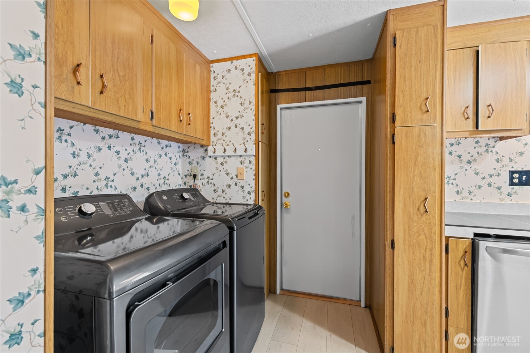 921 S 3rd Avenue #20, Sequim, WA 98382