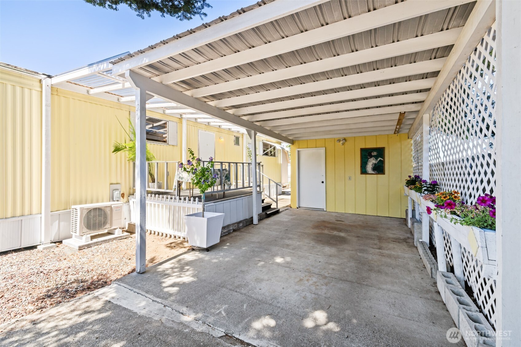 921 S 3rd Avenue #20, Sequim, WA 98382