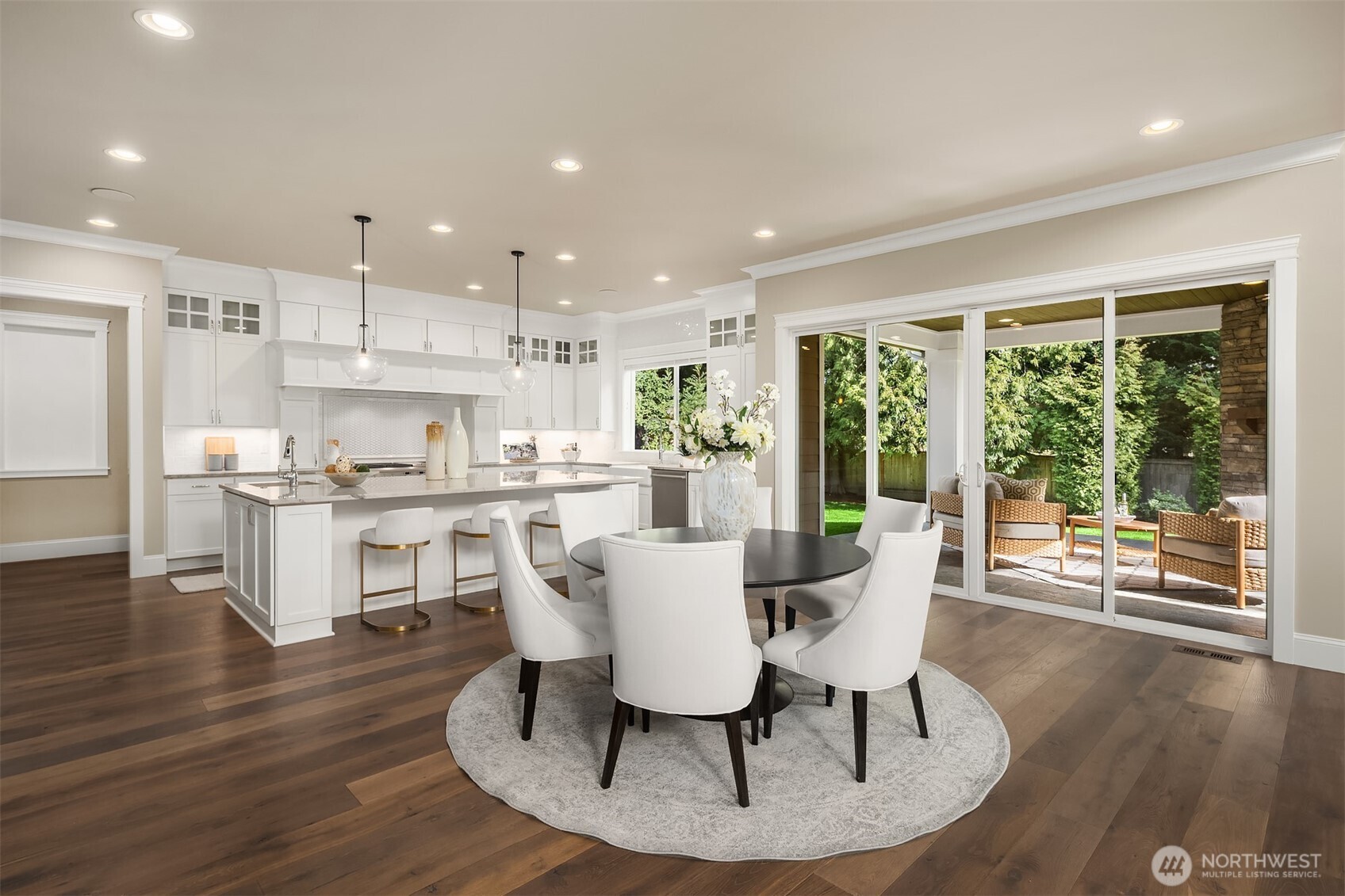 2832 109th Avenue SE, Bellevue, WA 98004