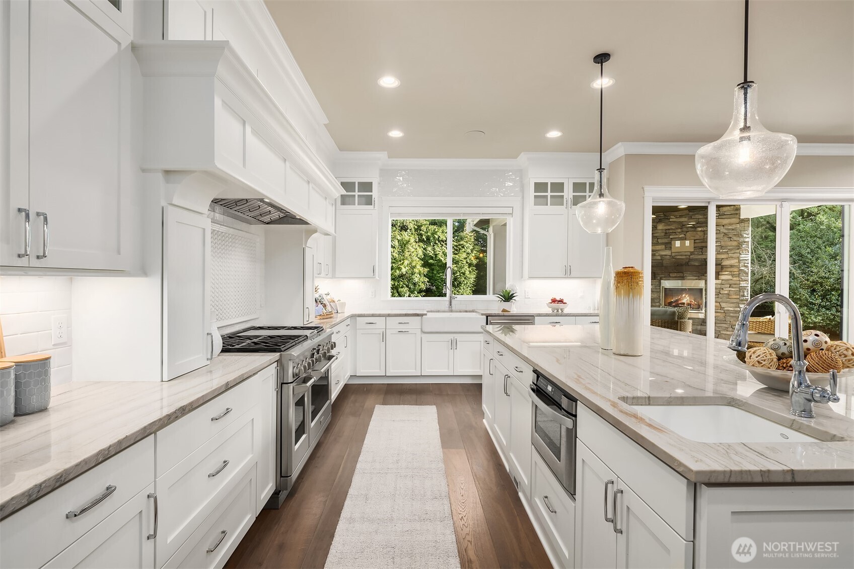 2832 109th Avenue SE, Bellevue, WA 98004