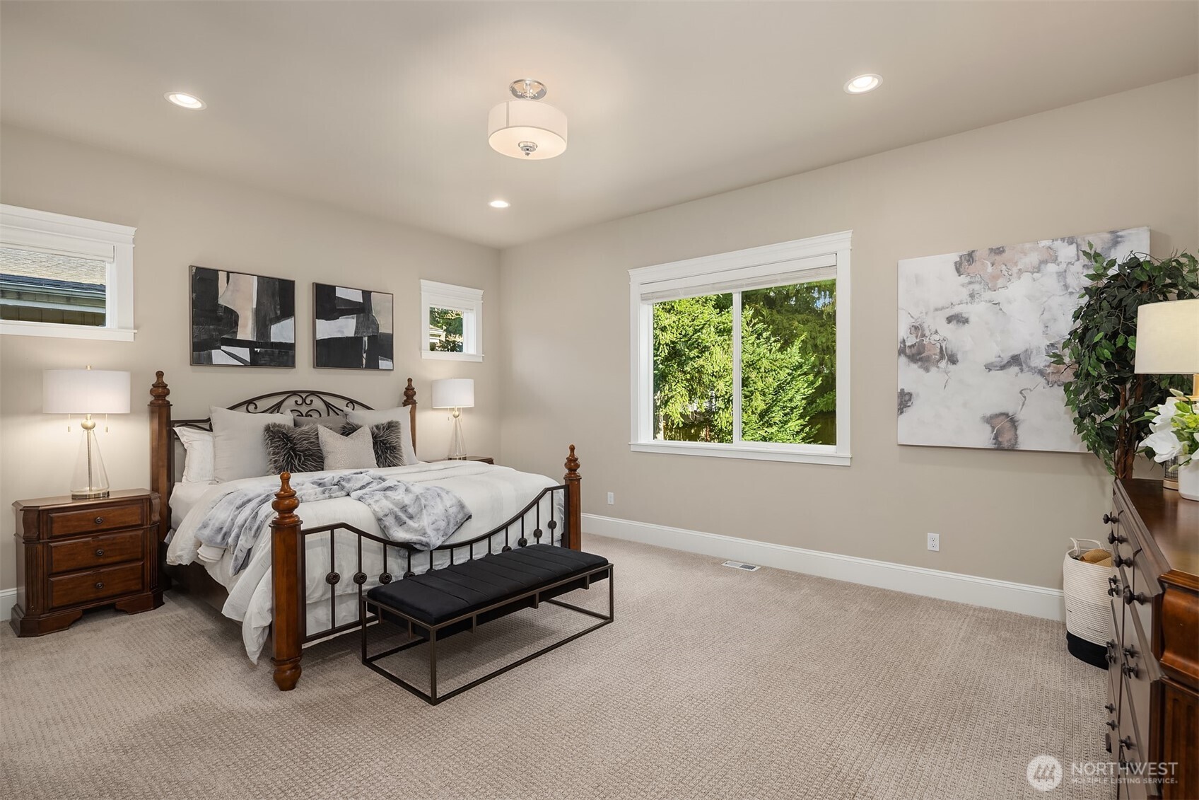 2832 109th Avenue SE, Bellevue, WA 98004