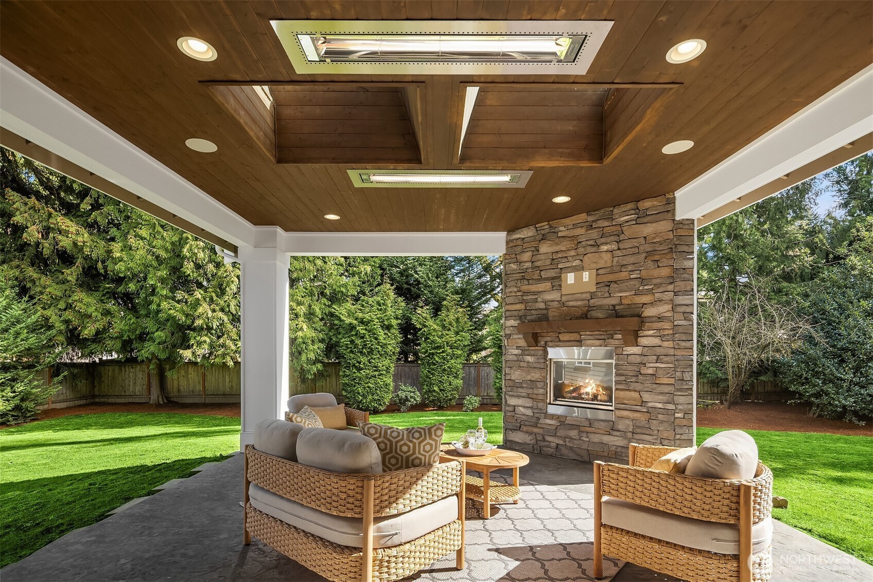 2832 109th Avenue SE, Bellevue, WA 98004