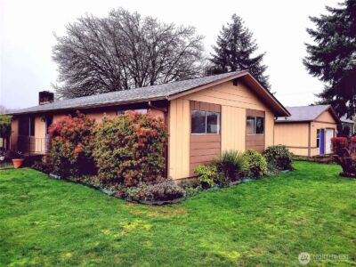 300 Maple Street , Toledo, WA 98591