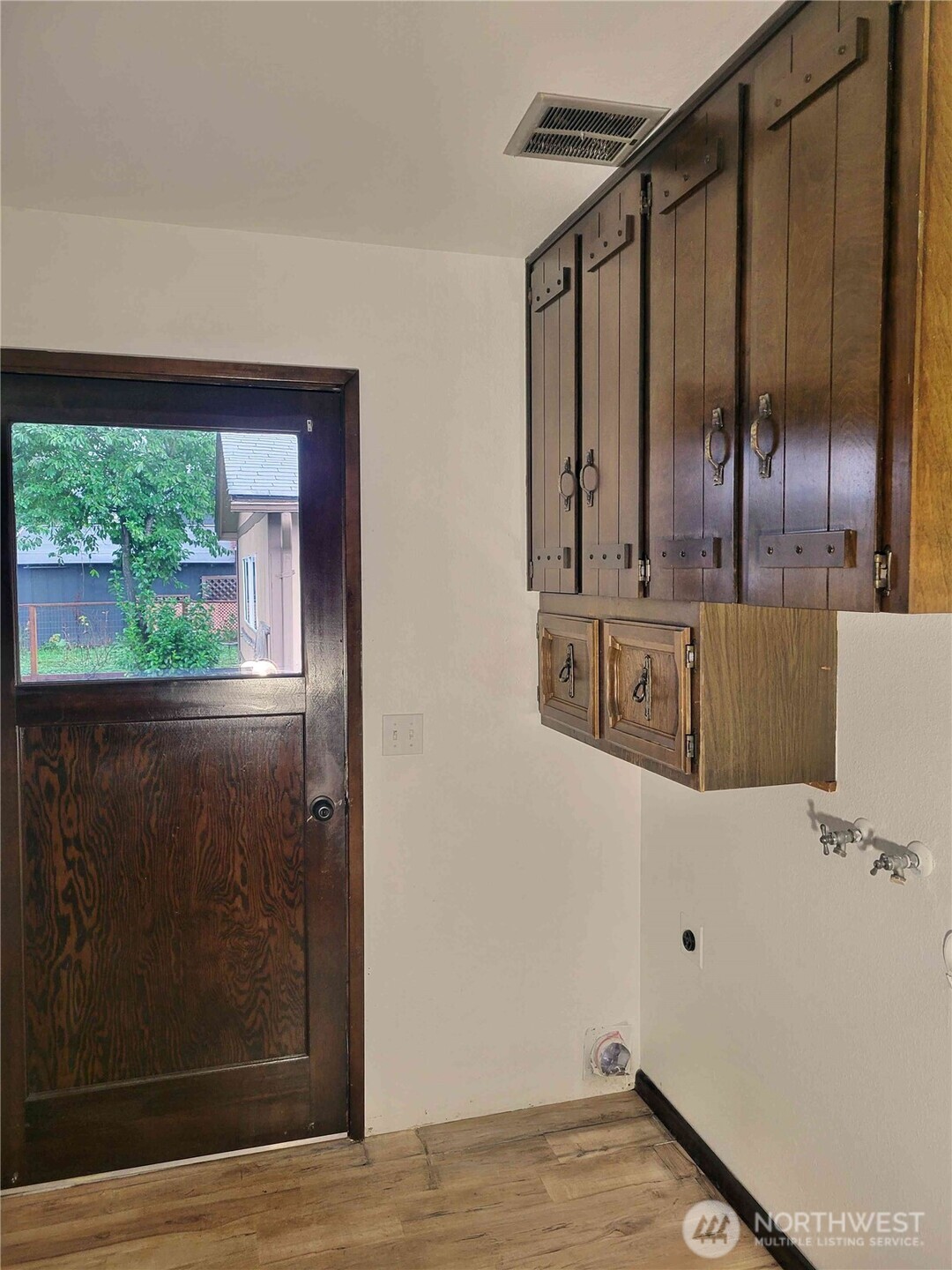 300 Maple Street , Toledo, WA 98591