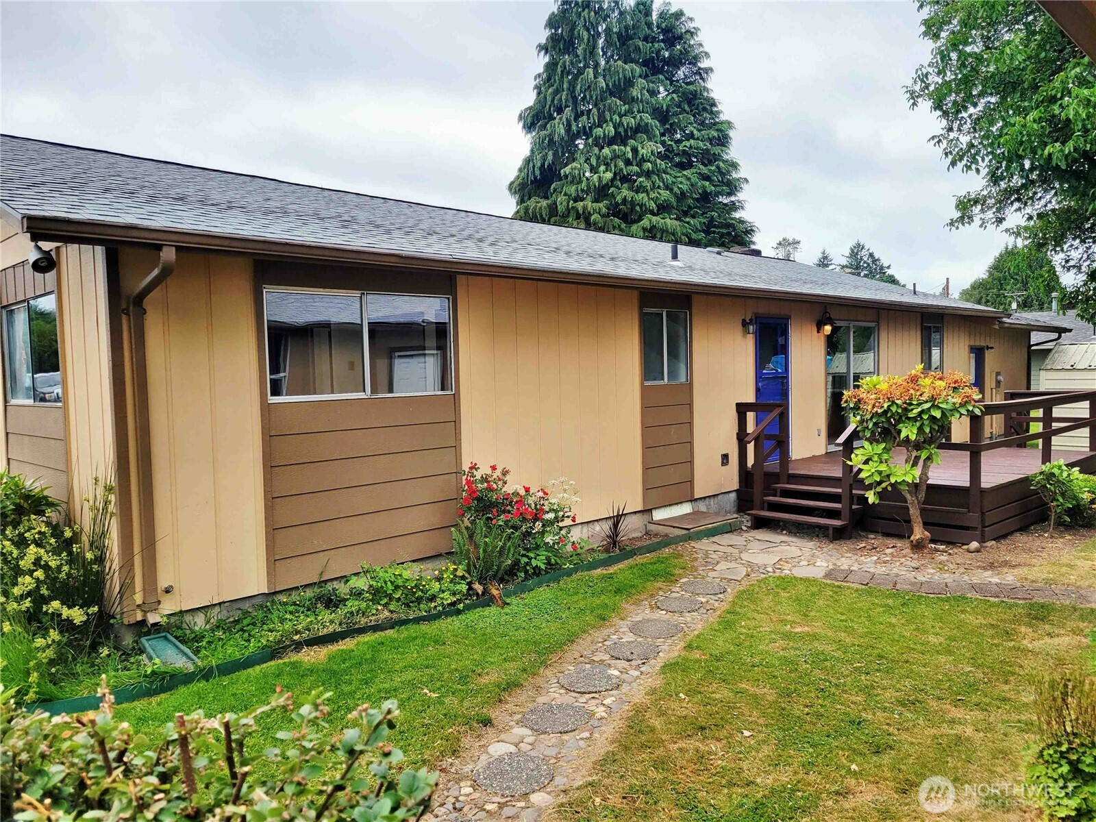 300 Maple Street , Toledo, WA 98591