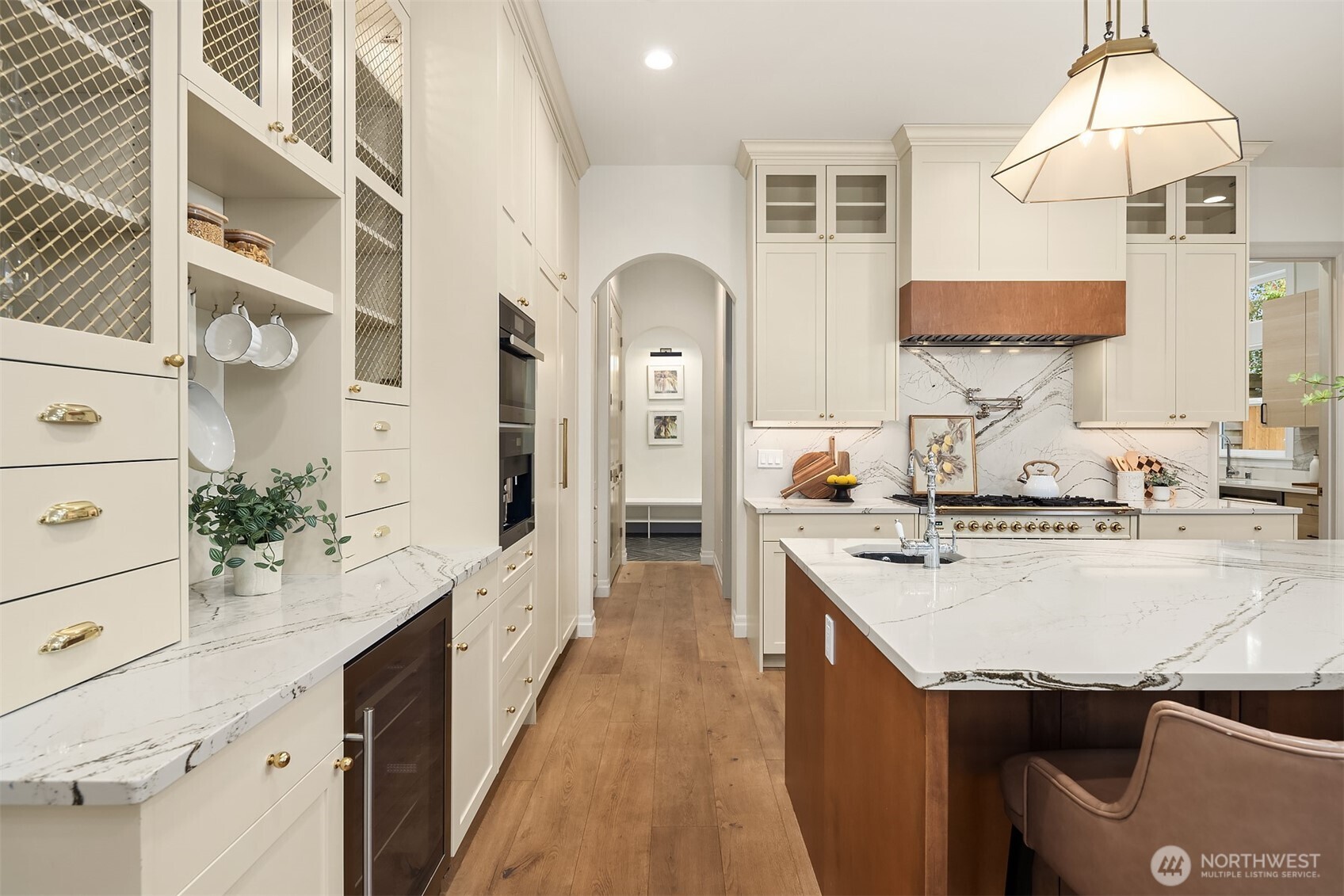 1024 91st Avenue NE, Bellevue, WA 98004