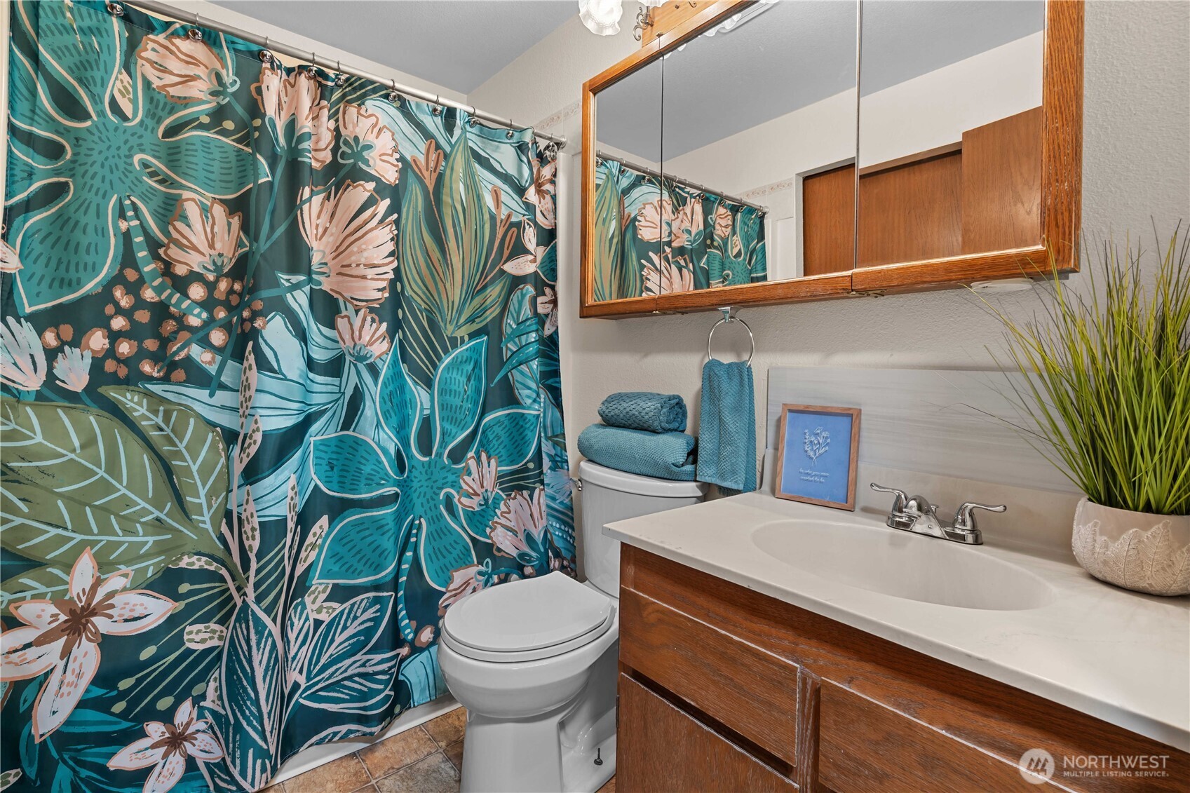 226 S 78th Street , Tacoma, WA 98408