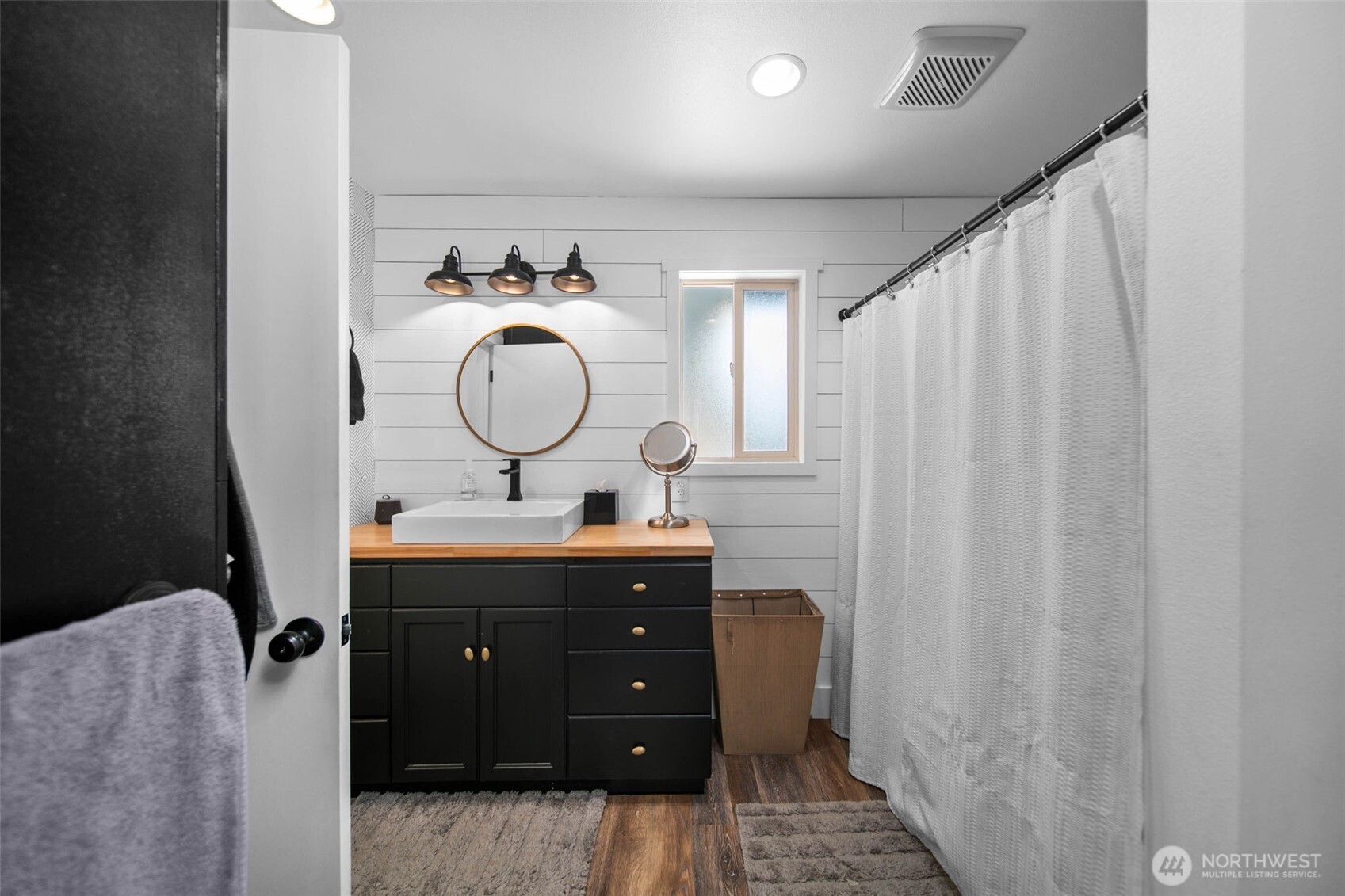 840 Crawford Ave , Wenatchee, WA 98801