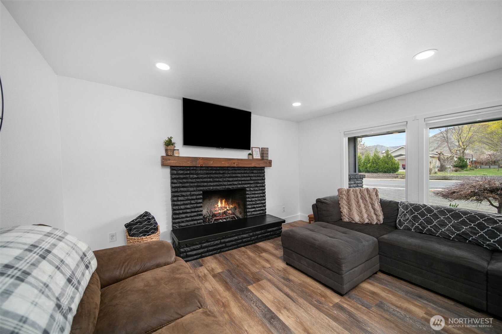 840 Crawford Ave , Wenatchee, WA 98801