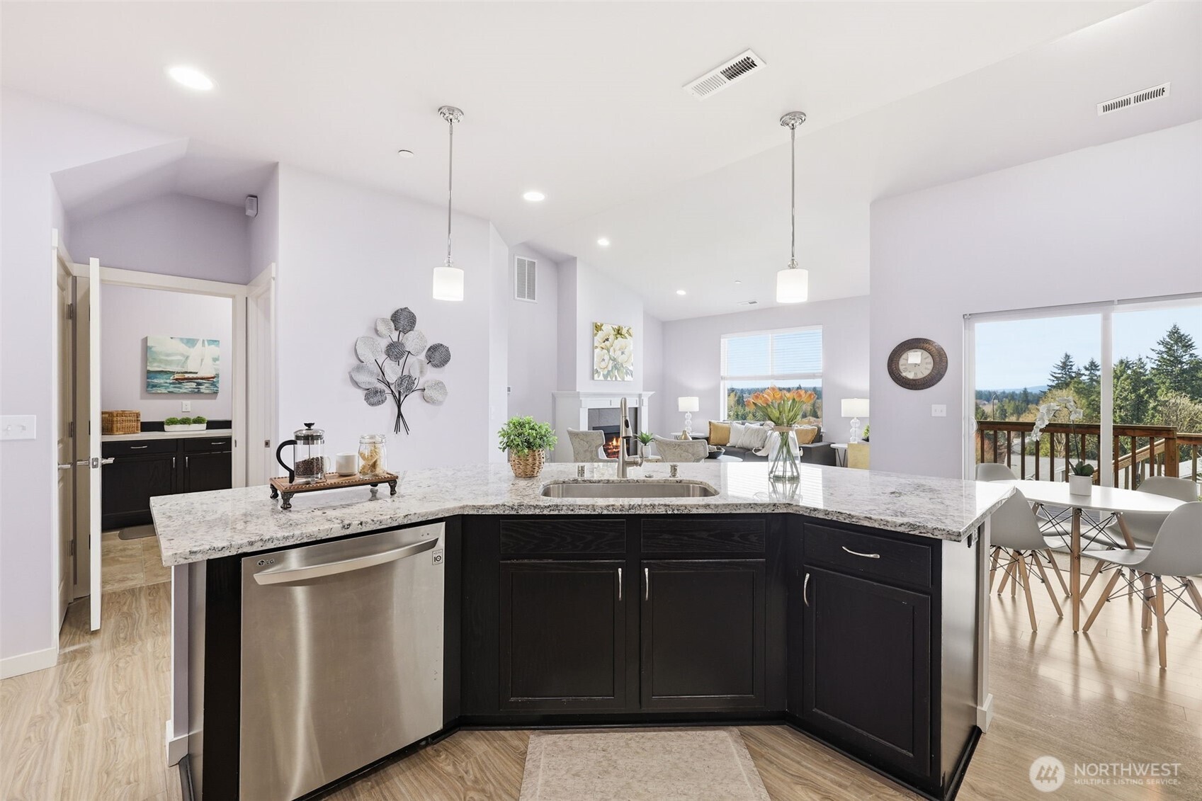 784 Freedom Court SE, Port Orchard, WA 98366-4519