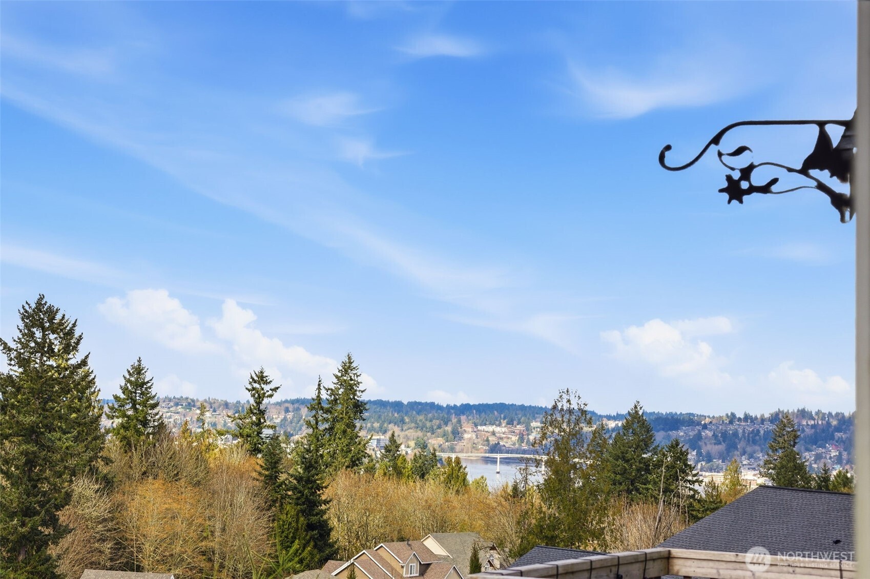 784 Freedom Court SE, Port Orchard, WA 98366-4519