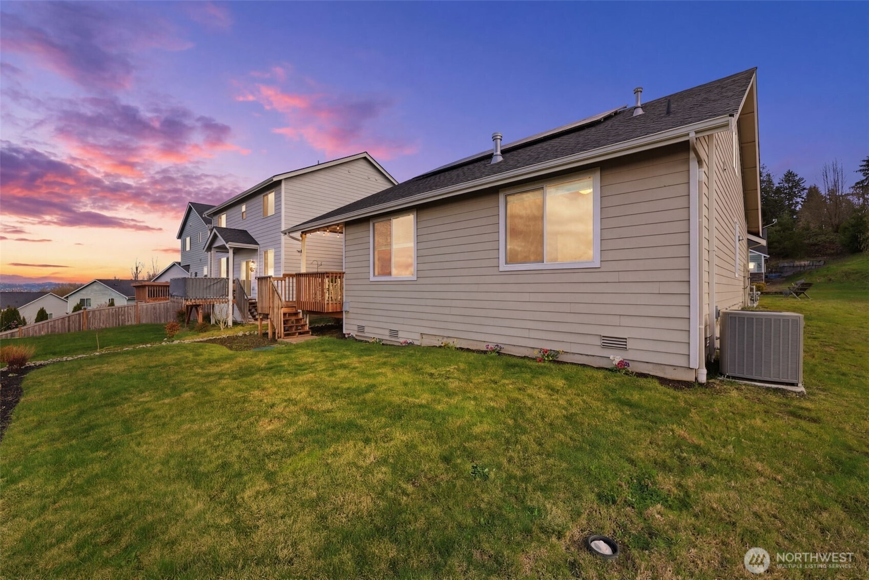 784 Freedom Court SE, Port Orchard, WA 98366-4519