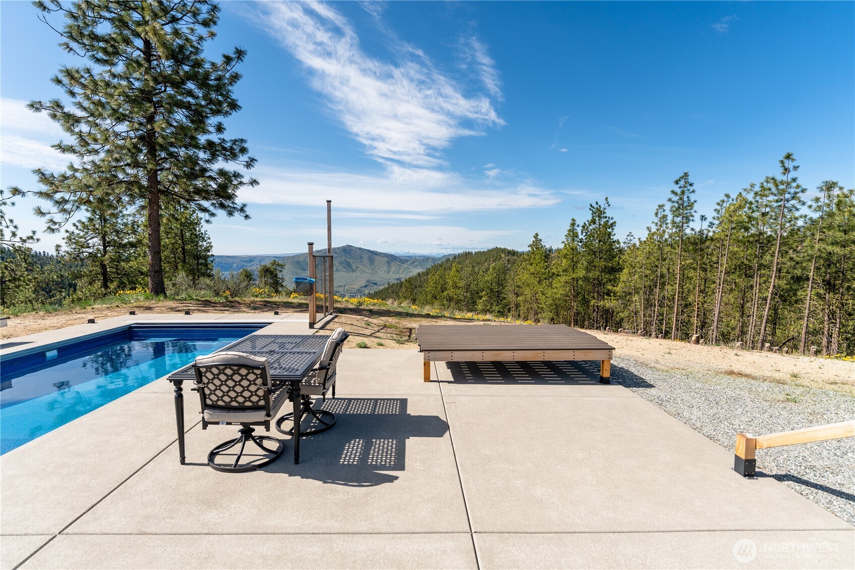 317 Cottontail Lane , Chelan, WA 98816