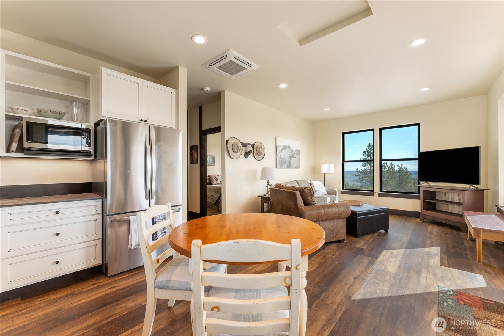 317 Cottontail Lane , Chelan, WA 98816