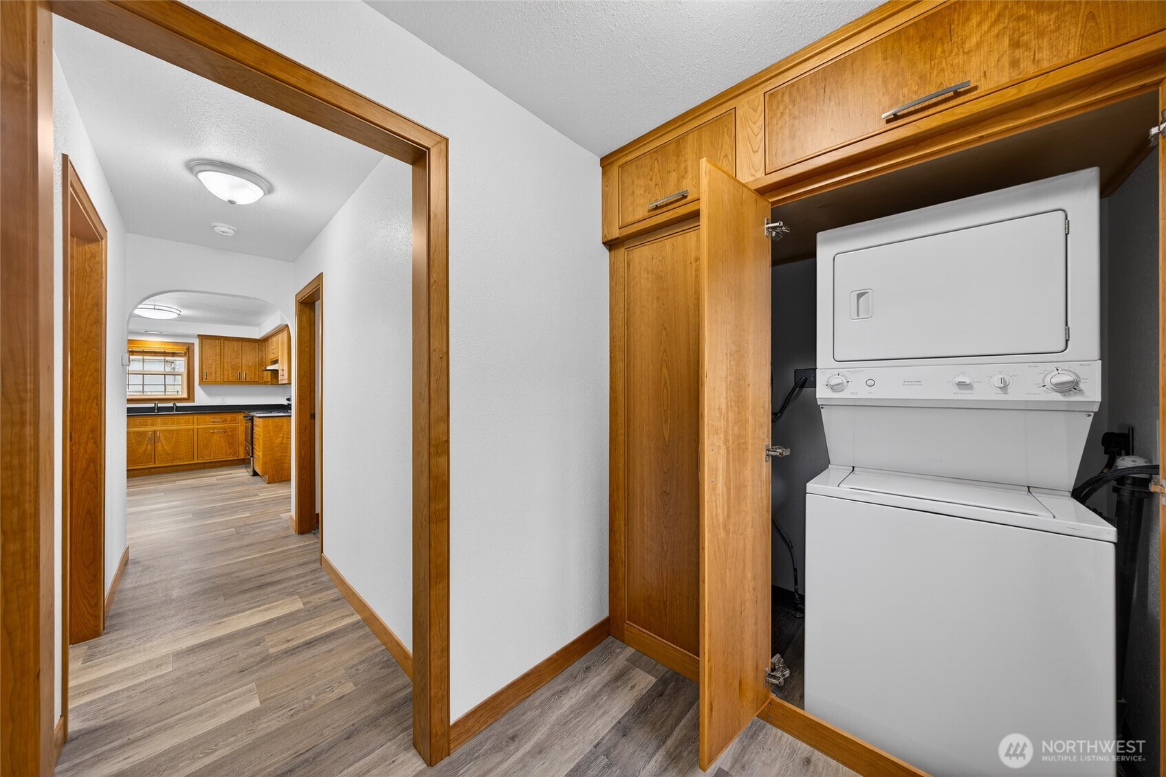 337 E Rio Vista Avenue , Burlington, WA 98233