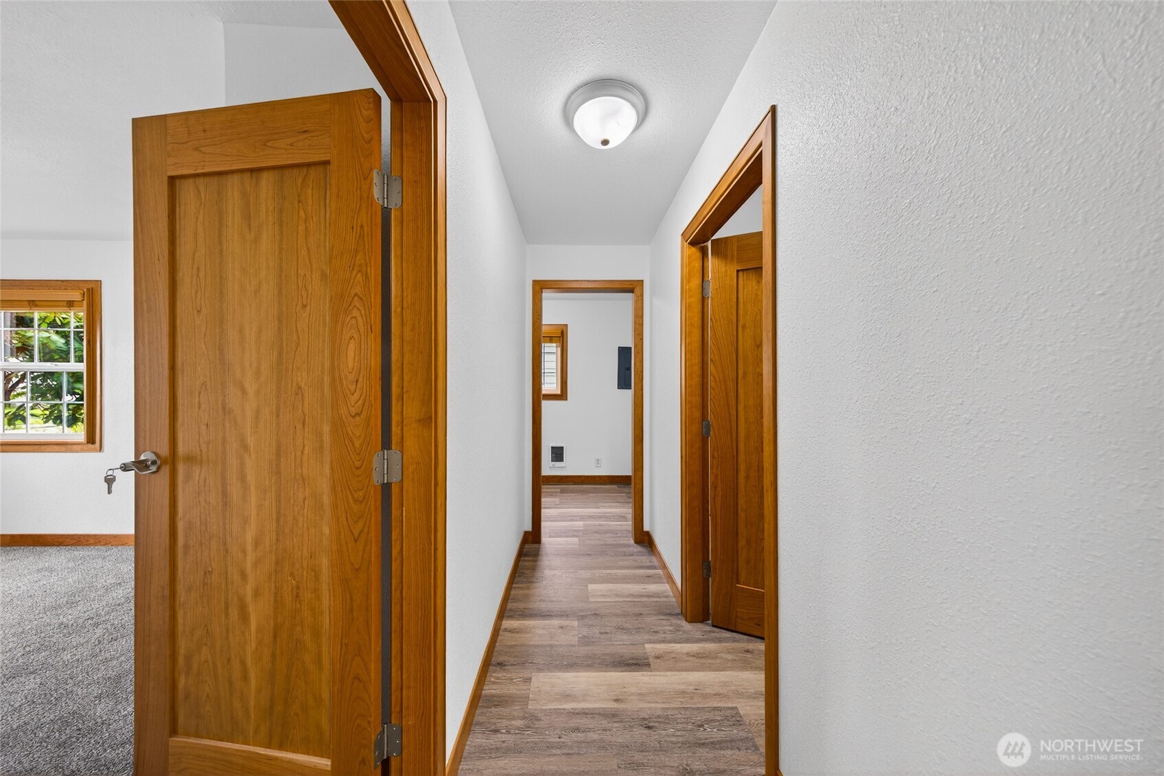 337 E Rio Vista Avenue , Burlington, WA 98233