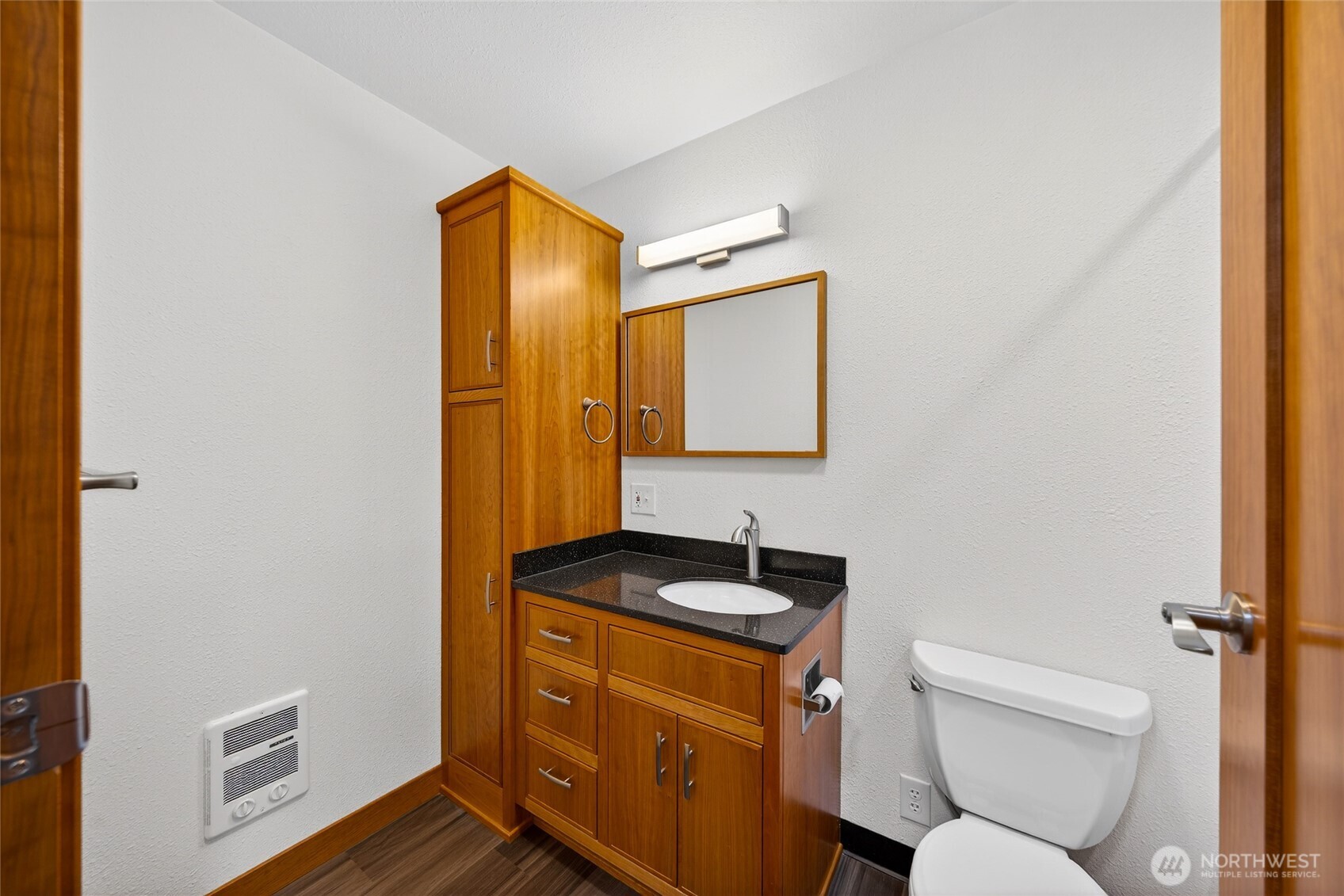 337 E Rio Vista Avenue , Burlington, WA 98233