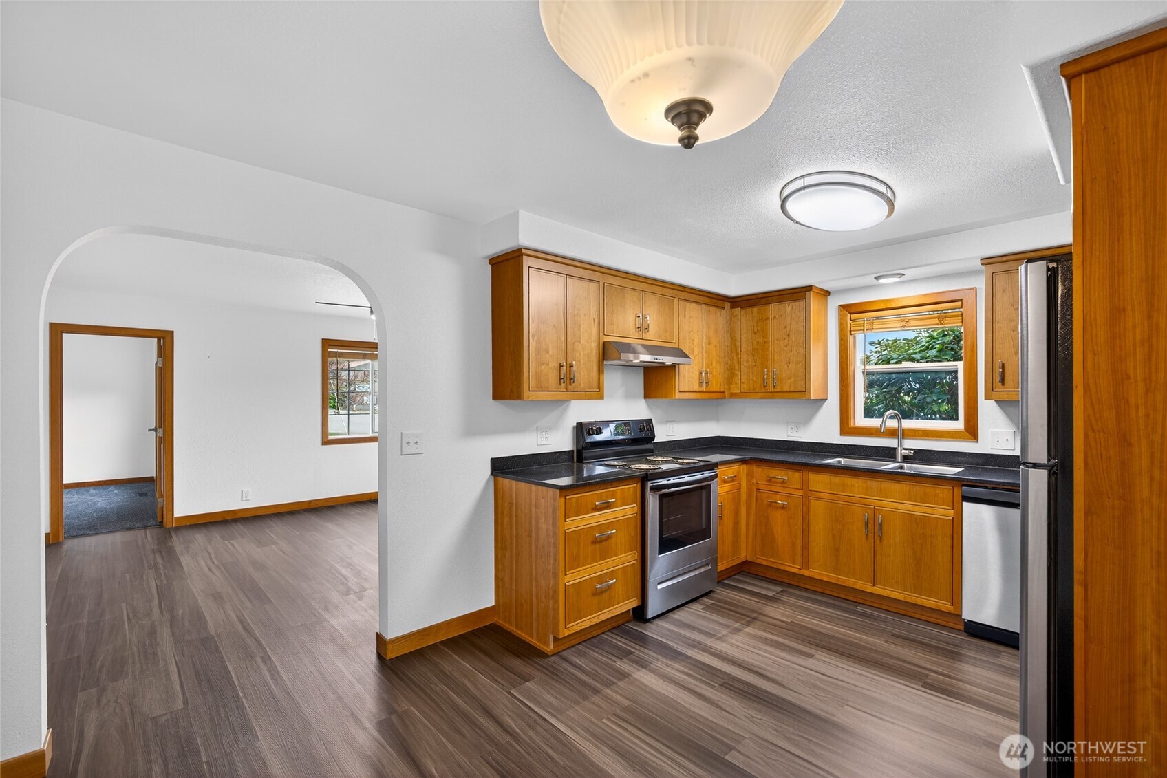 337 E Rio Vista Avenue , Burlington, WA 98233