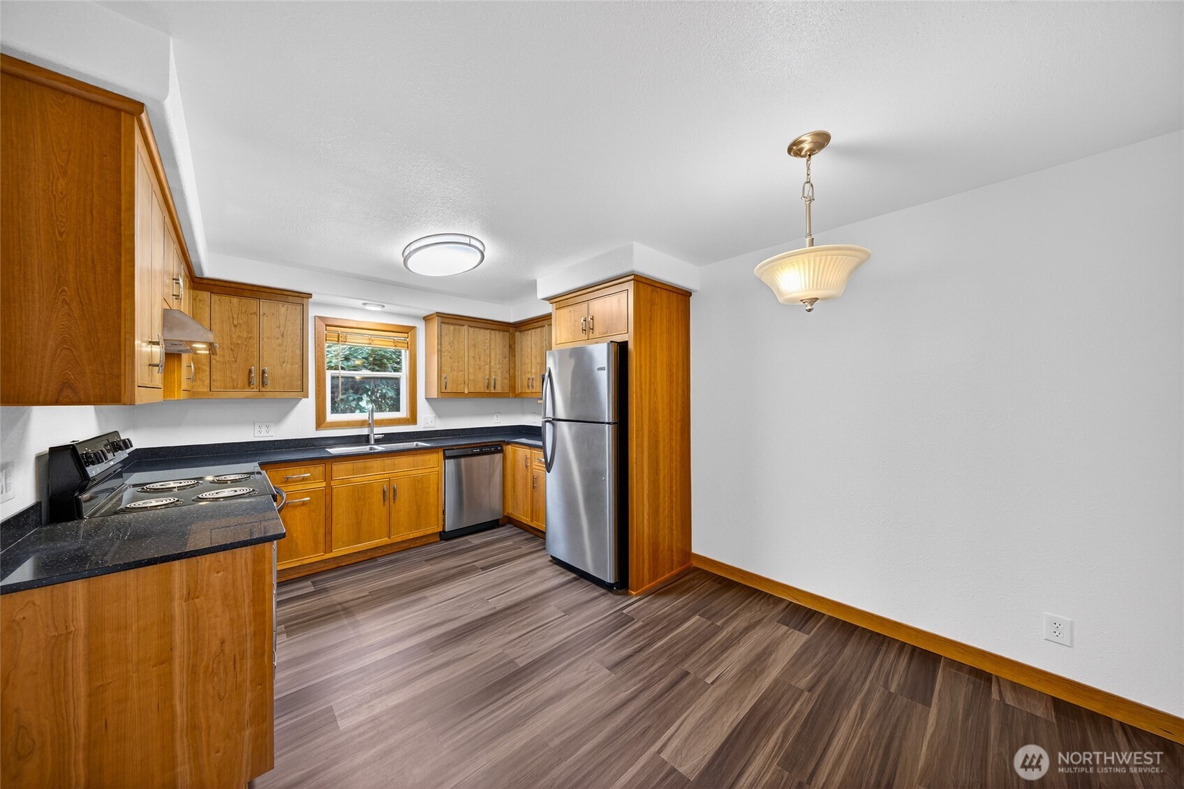 337 E Rio Vista Avenue , Burlington, WA 98233