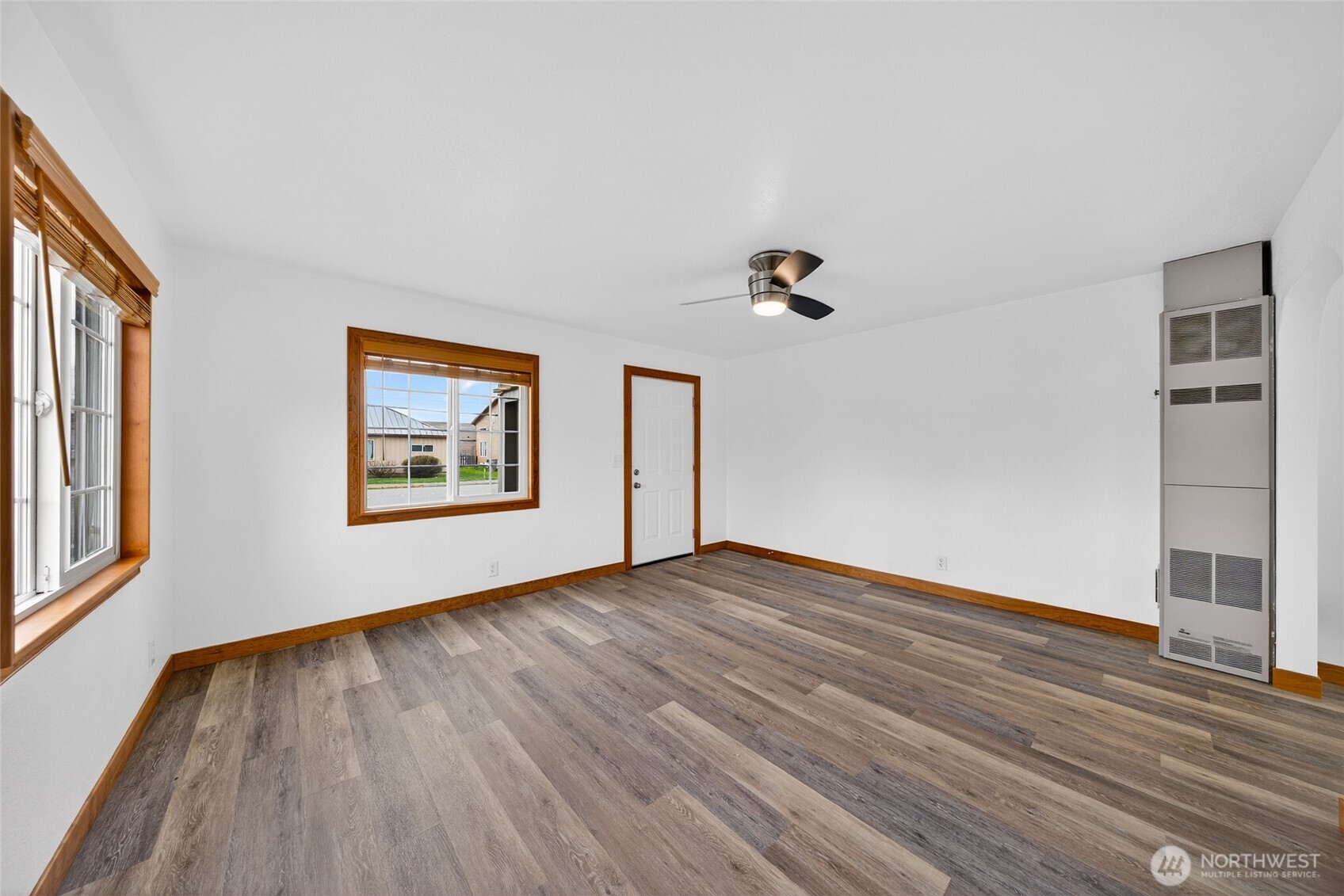 337 E Rio Vista Avenue , Burlington, WA 98233