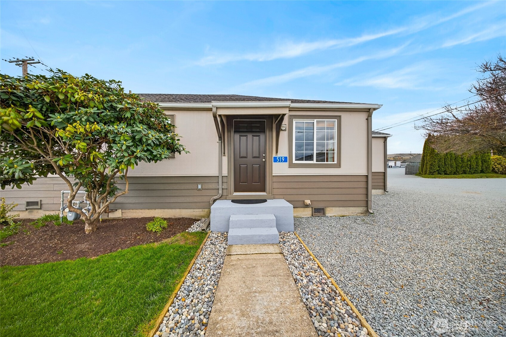 337 E Rio Vista Avenue , Burlington, WA 98233