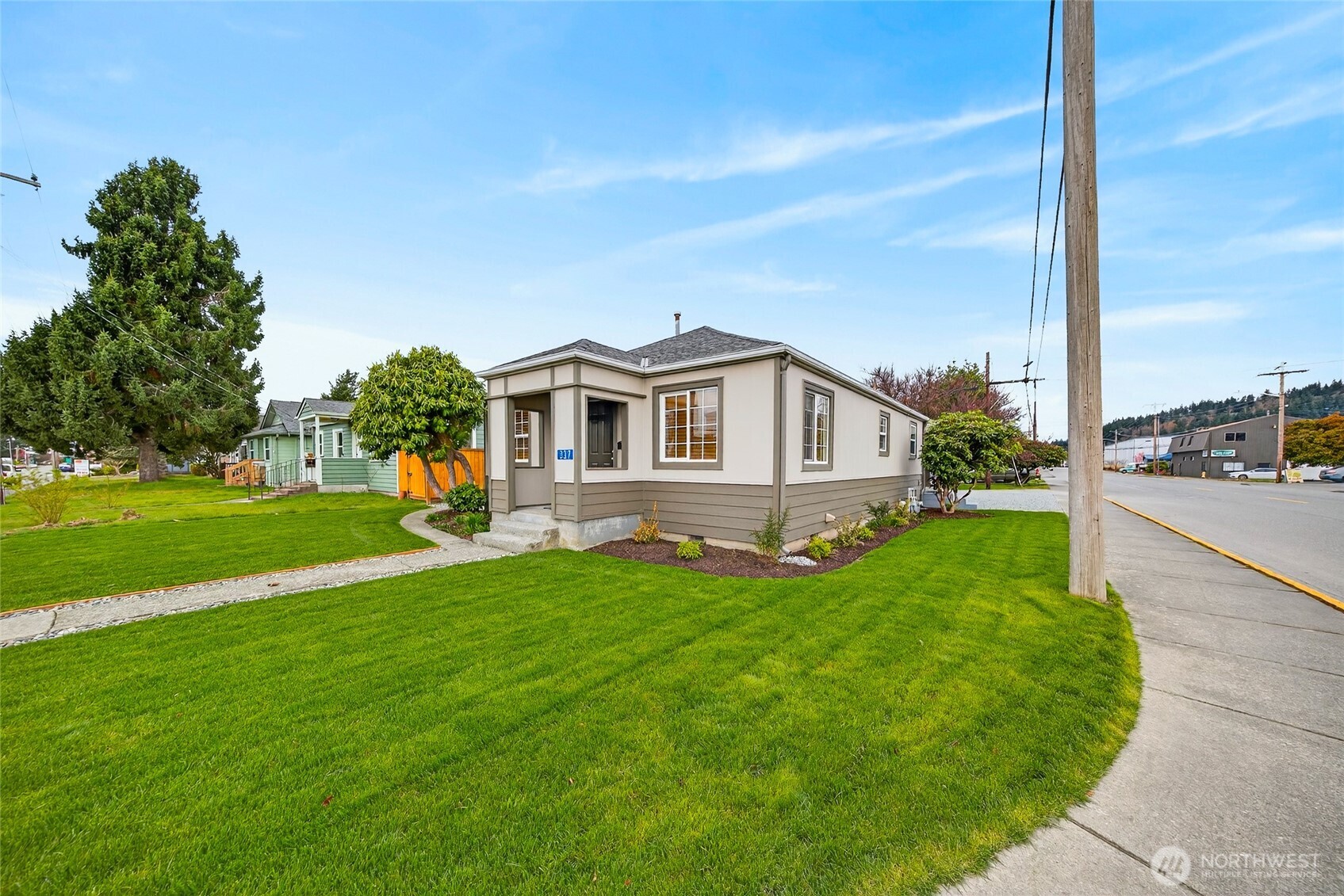 337 E Rio Vista Avenue , Burlington, WA 98233