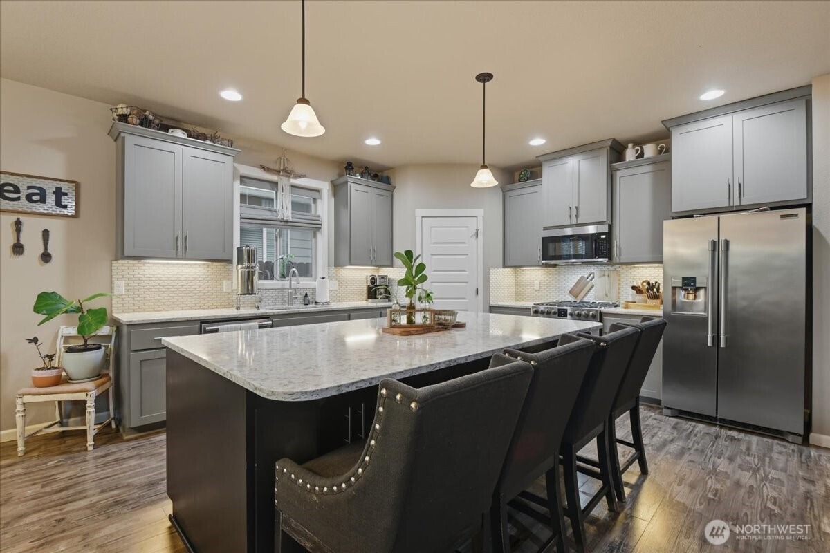 9700 NE 104th Way , Vancouver, WA 98662